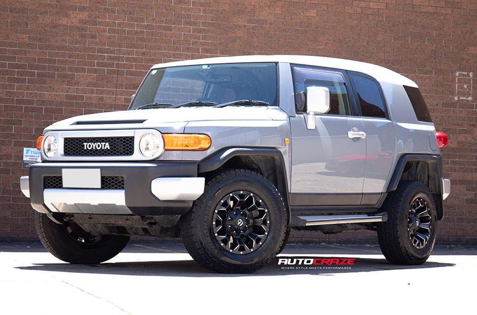 TOYOTA FJ CRUISER FUEL ASSAULT MATTE BLACK MILLED 