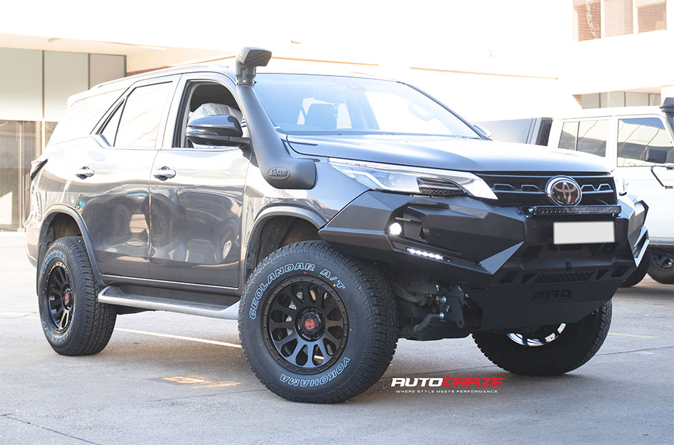 TOYOTA FORTUNER NOMAD VICTIM MATTE BLACK