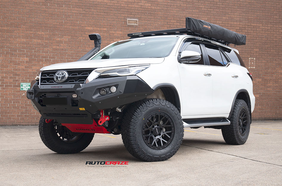 TOYOTA FORTUNER ROH CRAWLER MATT BLACK