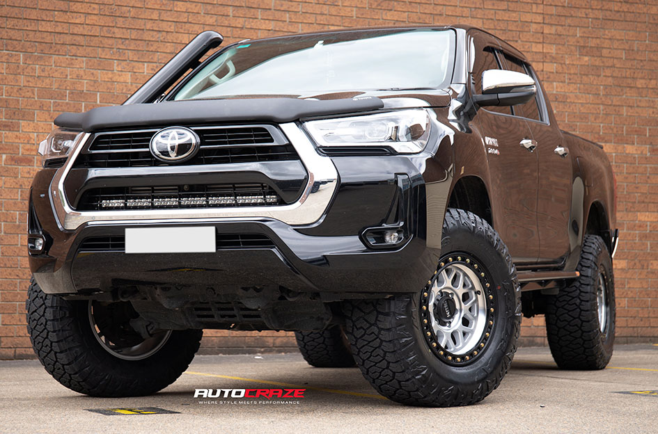 TOYOTA HILUX KMC GRS MACHINED W/ SATIN BLACK LIP 