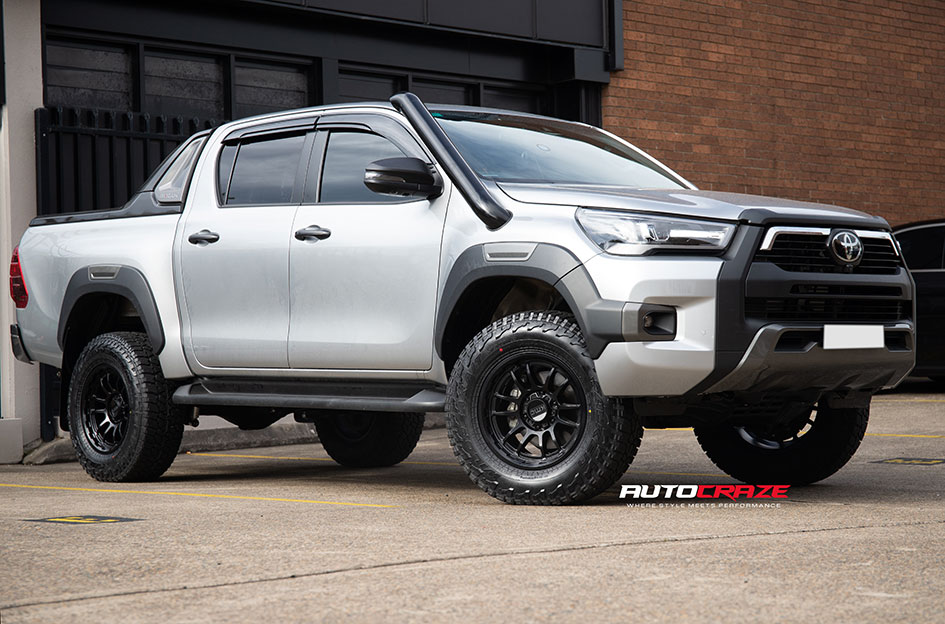 TOYOTA HILUX KMC WRATH SATIN BLACK