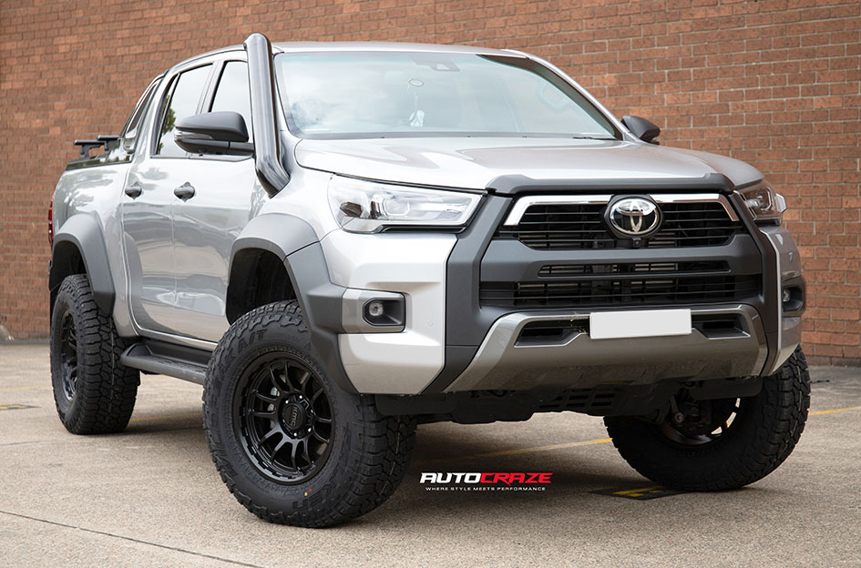 TOYOTA HILUX KMC WRATH SATIN BLACK
