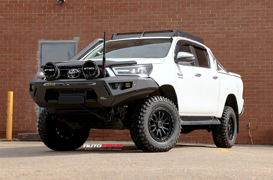 TOYOTA HILUX NOMAD N133 SATIN BLACK