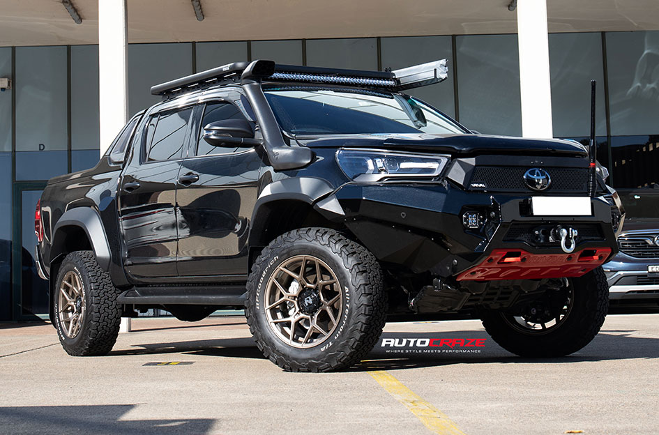 TOYOTA HILUX NOMAD SABBATH BRONZE