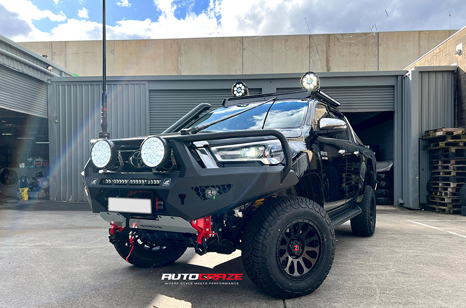 TOYOTA HILUX NOMAD VICTIM MATTE BLACK 
