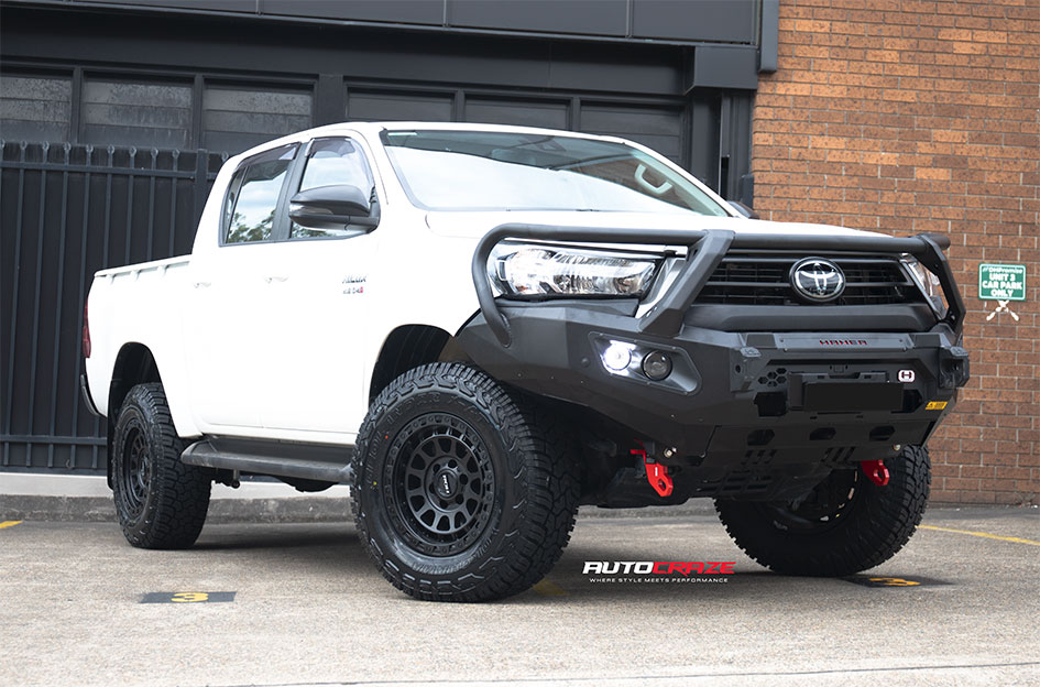 TOYOTA HILUX ROH ASSAULT MATT BLACK