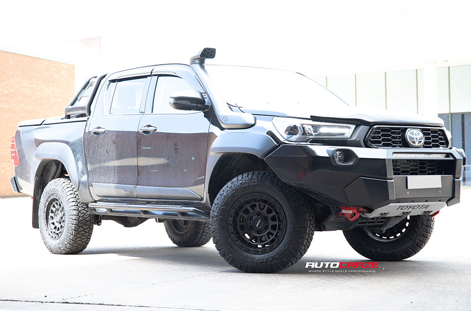 TOYOTA HILUX ROH ASSAULT MATT BLACK 