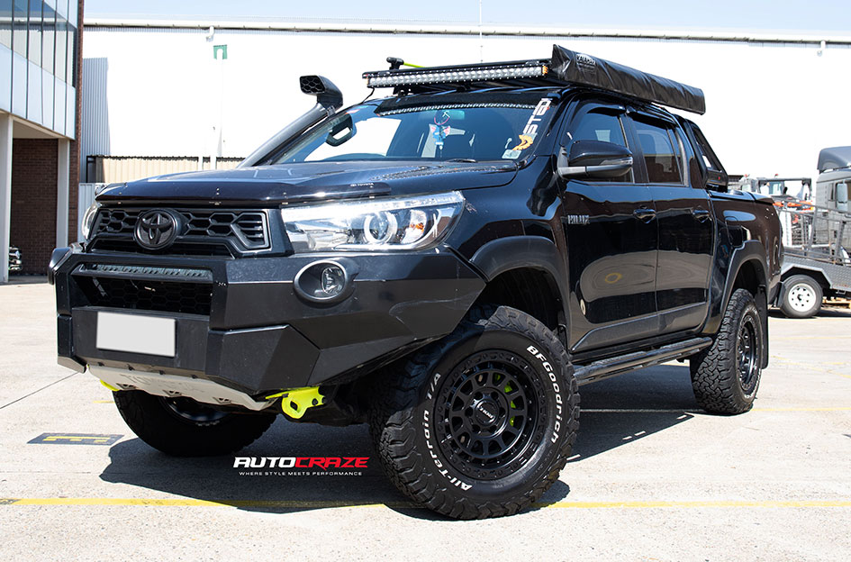 TOYOTA HILUX RUGGED X ROH ASSAULT MATT BLACK