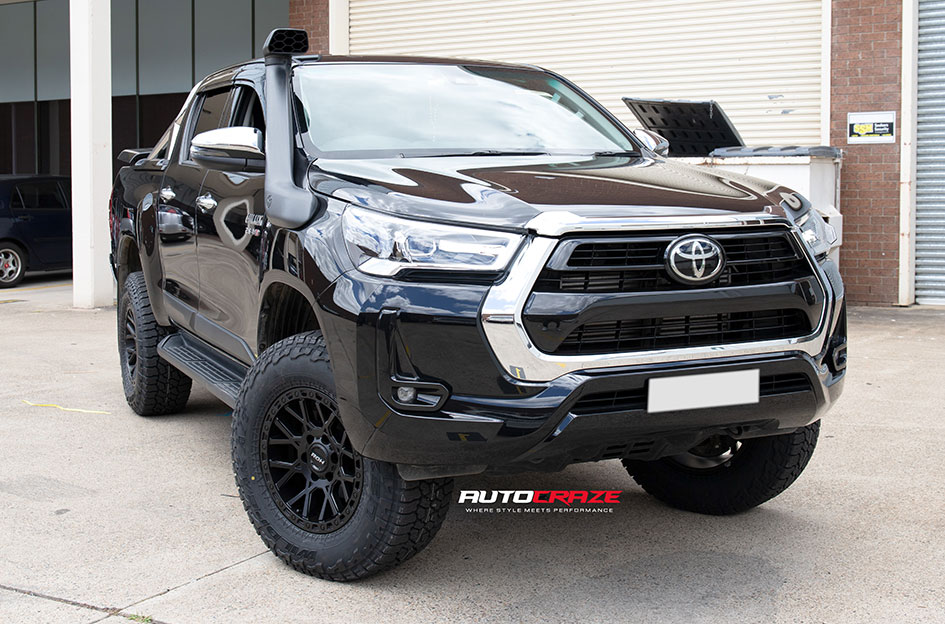 TOYOTA HILUX ROH CRAWLER MATT BLACK 
