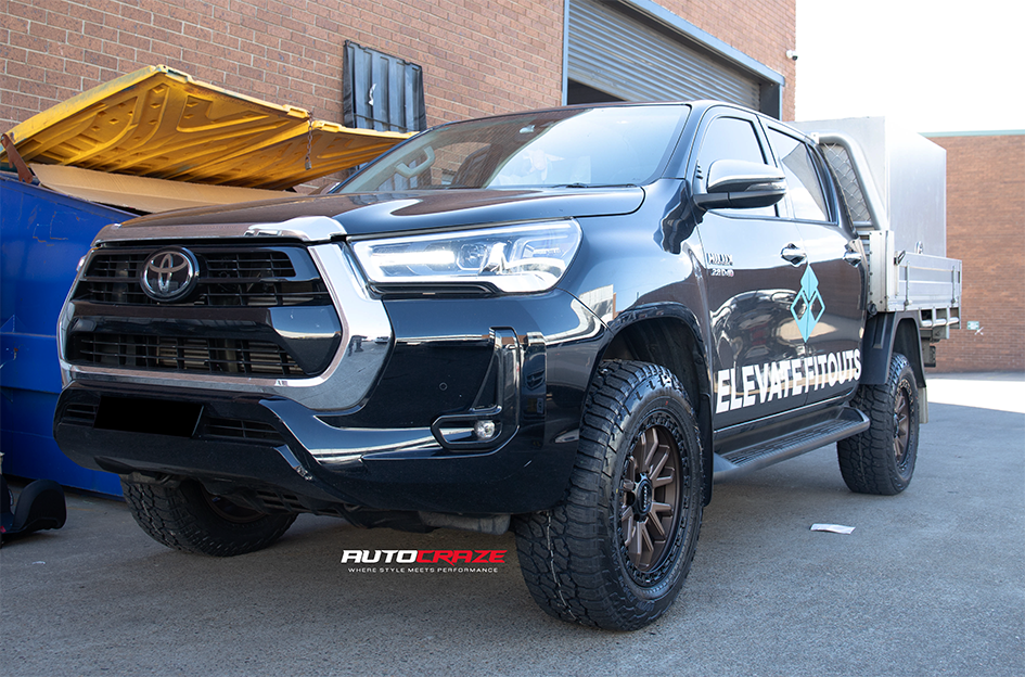 TOYOTA HILUX ROH RAID MATTE BRONZE