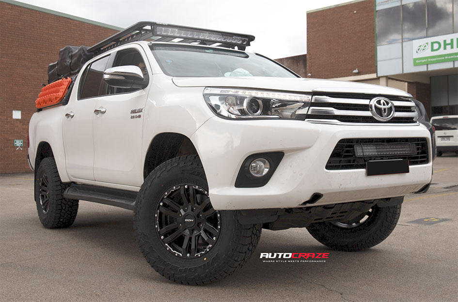 TOYOTA HILUX ROH VAPOUR MATT BLACK / SILVER BOLTS