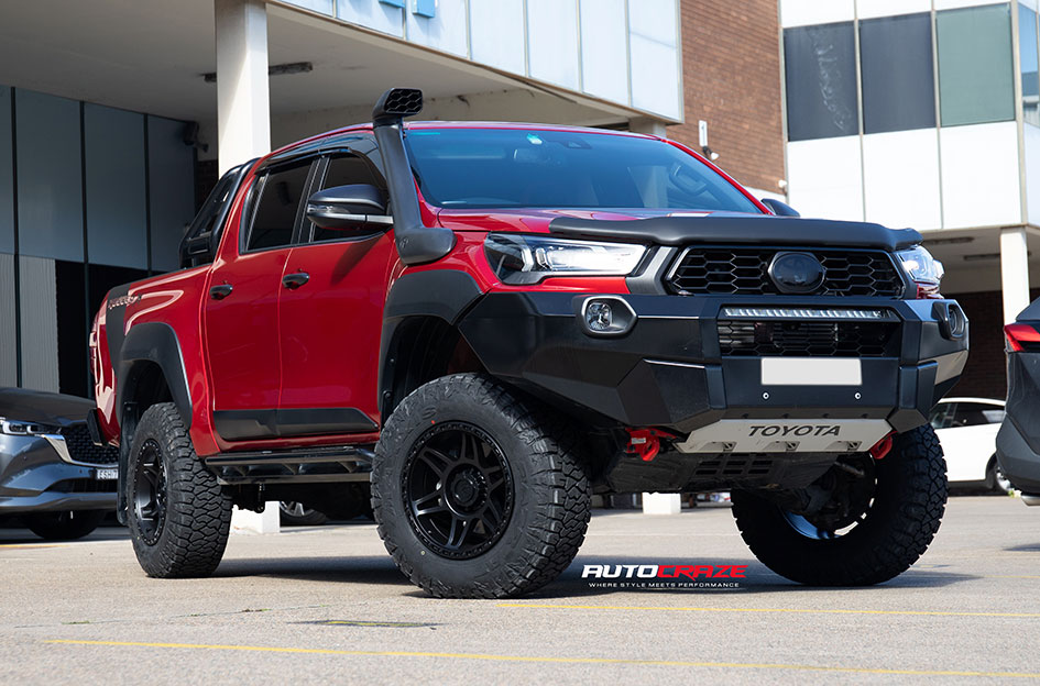 TOYOTA HILUX RUGGED X KING KONG SATIN BLACK