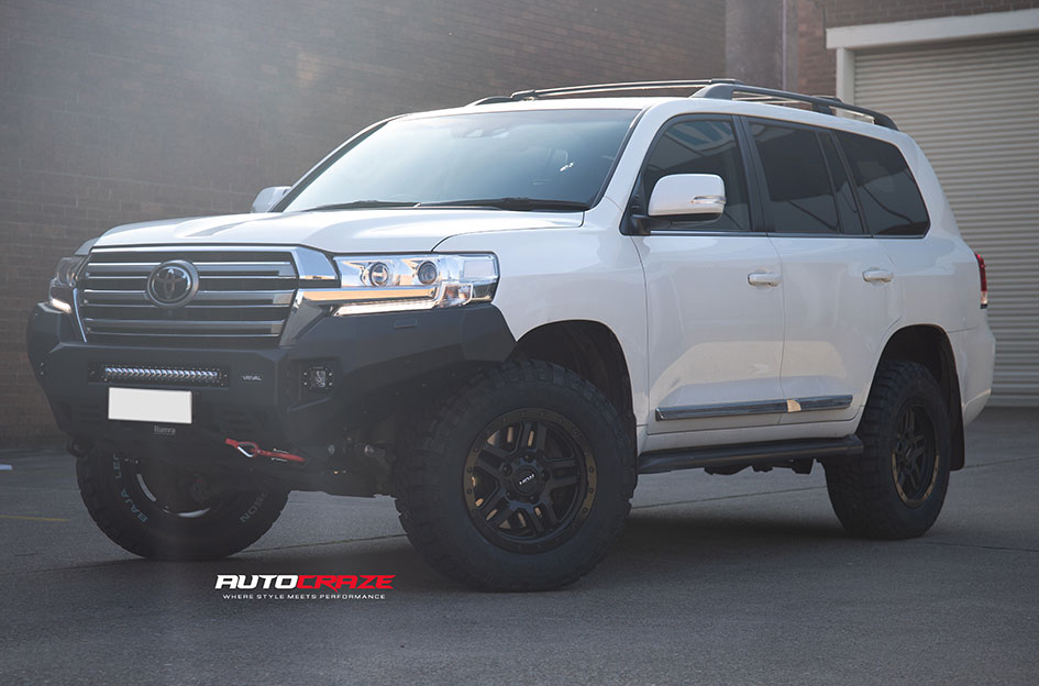 TOYOTA LANDCRUISER 200 SERIES ROH HAMMER MATTE BLACK