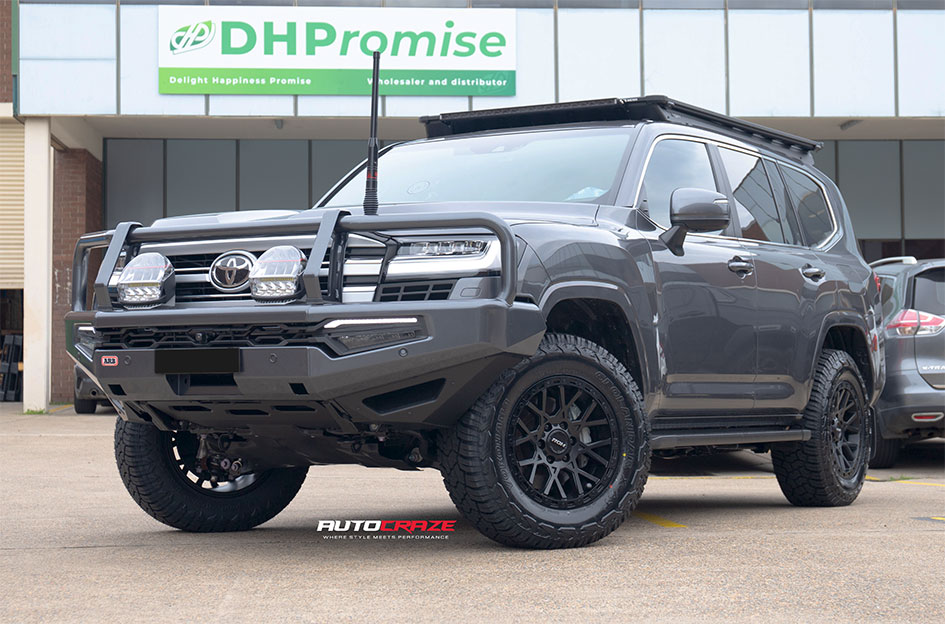 TOYOTA LANDCRUISER 300 SERIES ROH CRAWLER MATT BLACK
