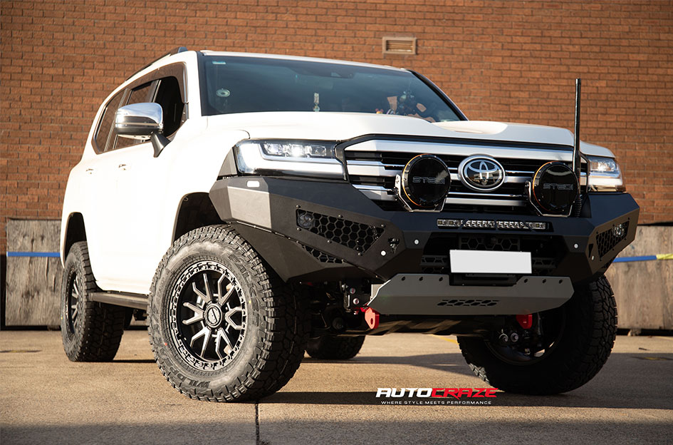 TOYOTA LANDCRUISER 300 SERIES ROH RAID MATTE GRAPHITE 