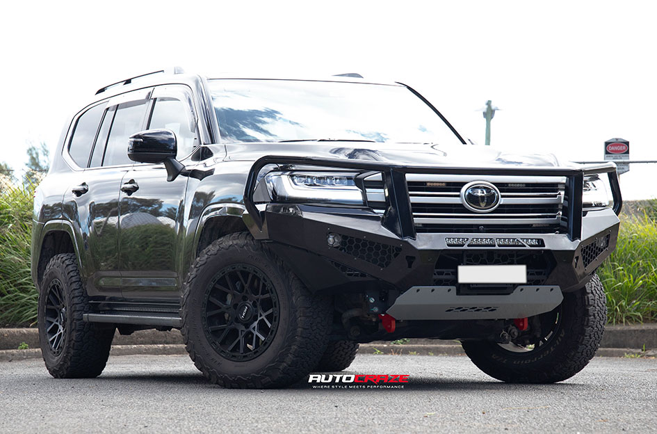 TOYOTA LANDCRUISER 300 SERIES ROH CRAWLER MATT BLACK 