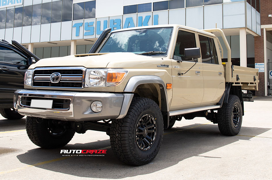 TOYOTA LANDCRUISER 70 SERIES ROH VAPOUR MATT BLACK / SILVER BOLTS