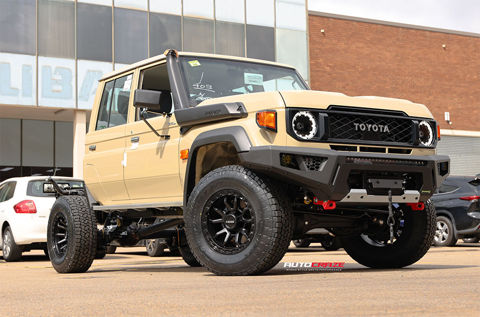 TOYOTA LANDCRUISER 79 SERIES ROH RAID MATTE BLACK 