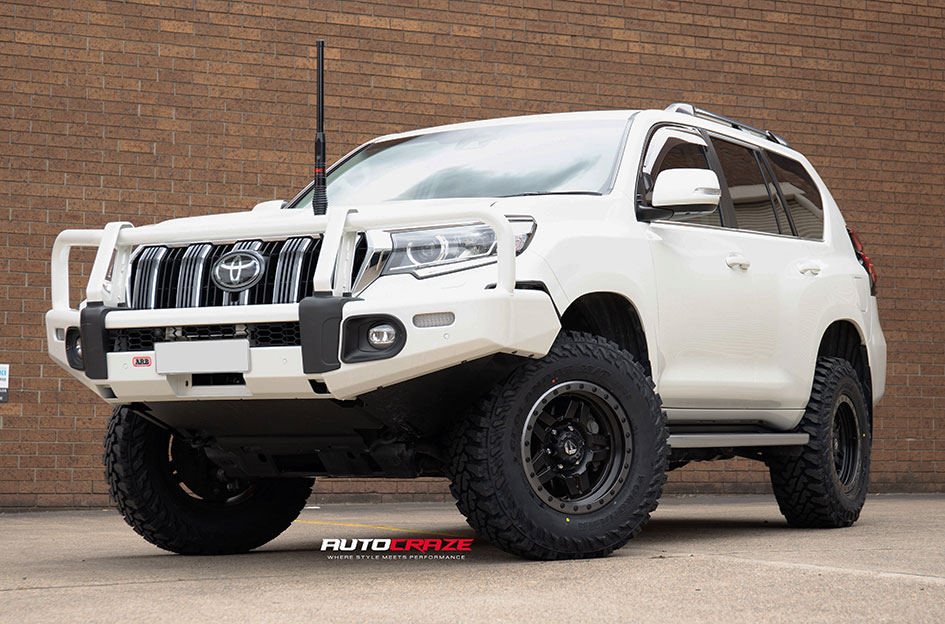 TOYOTA LANDCRUISER PRADO FUEL ANZA MATTE BLACK W/ ANTHRACITE RING 