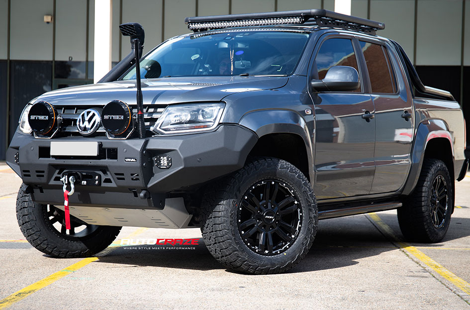 VOLKSWAGEN AMAROK ROH VAPOUR MATT BLACK / SILVER BOLTS