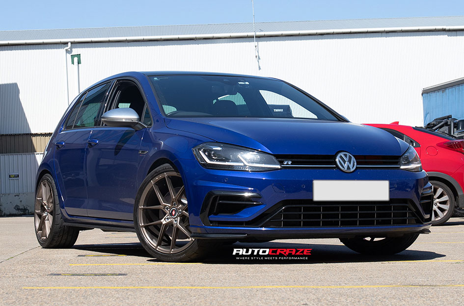 VOLKSWAGEN GOLF INFORGED IFG39 BRONZE