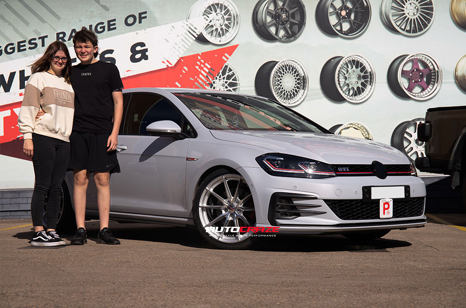 VOLKSWAGEN GOLF MASON ZR6 SILVER POLISHED