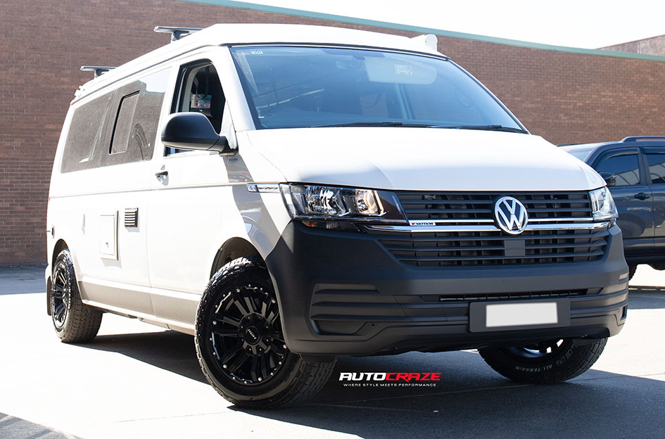 VOLKSWAGEN TRANSPORTER ROH VAPOUR MATT BLACK / SILVER BOLTS