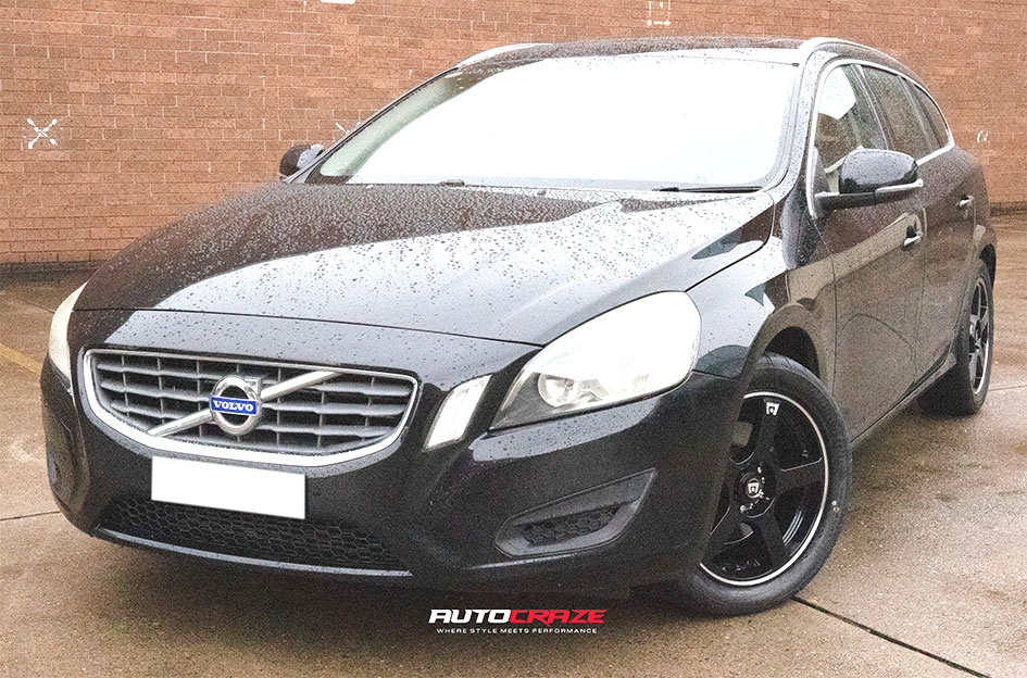 VOLVO V60 MOTEGI MR116 GLOSS BLACK MACHINED STRIPE