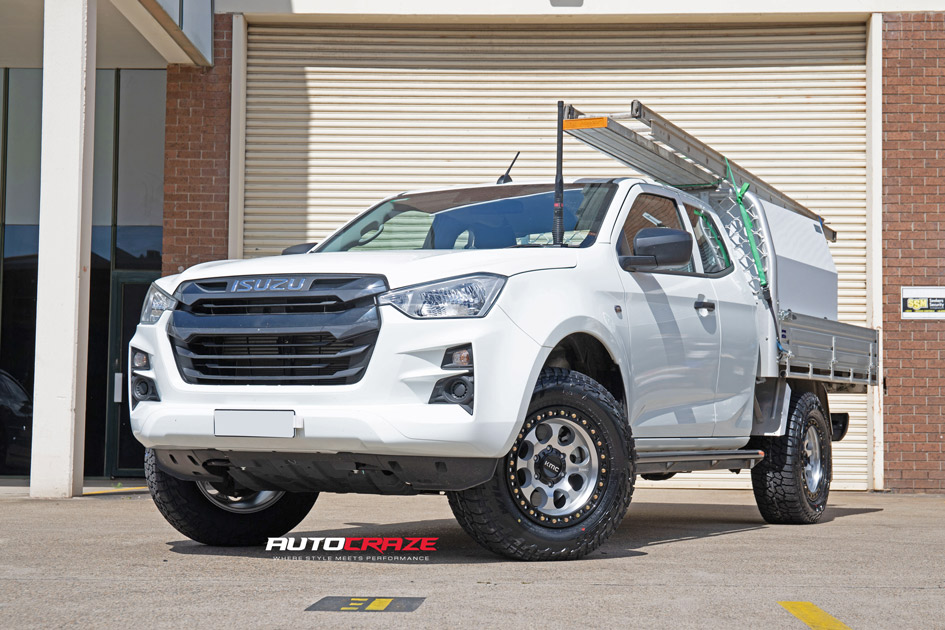 White Isuzu Dmax KMC Riot Wheels 