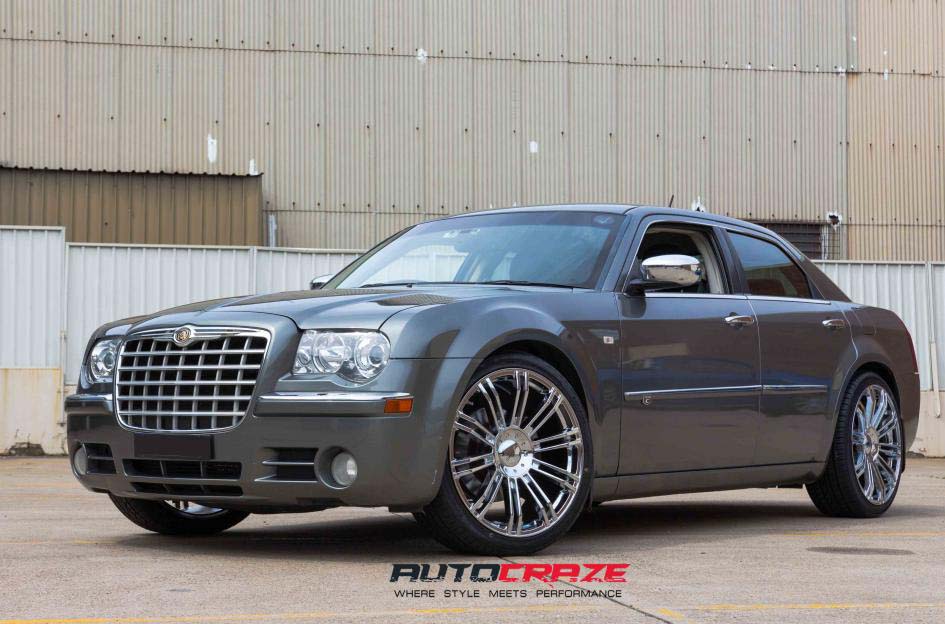 Chrysler 300c with KMC D2 wheels and Lanvigator tyre front wide angle shot march 2018