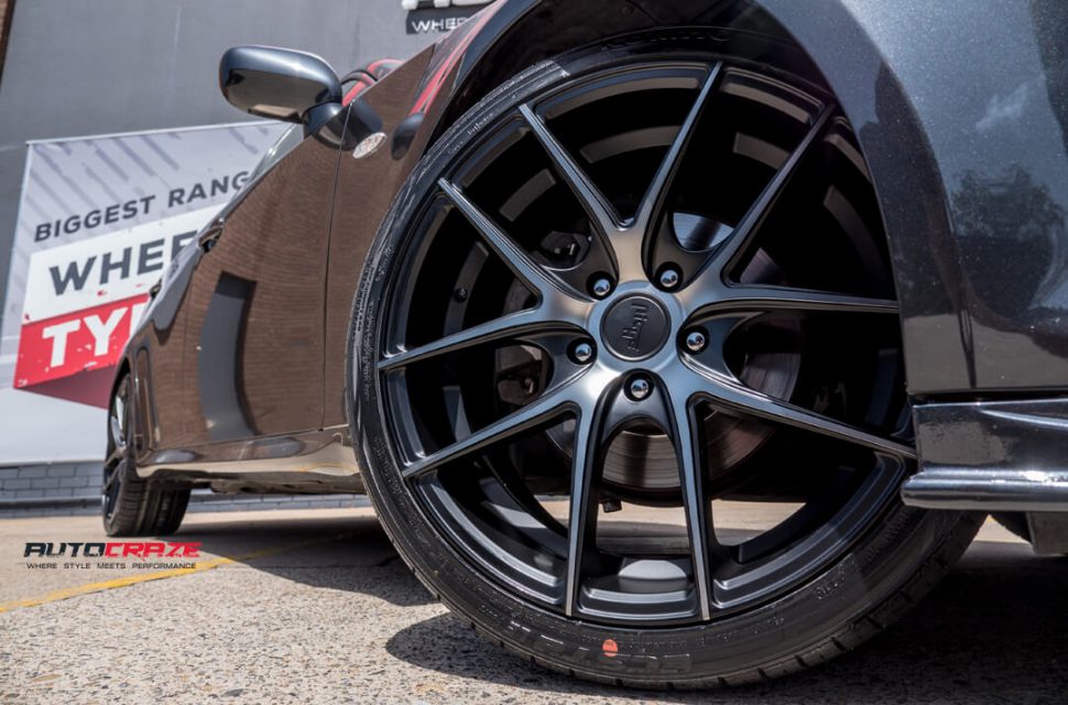 Lexus IS250 Niche Targa Wheels Kumho Wheels Front Fitment Close Up Shot Gallery February 2018