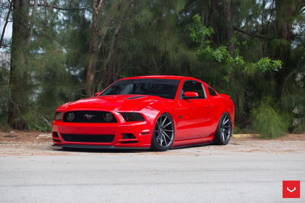 Red Ford Mustang Vossen CVT rims front shot