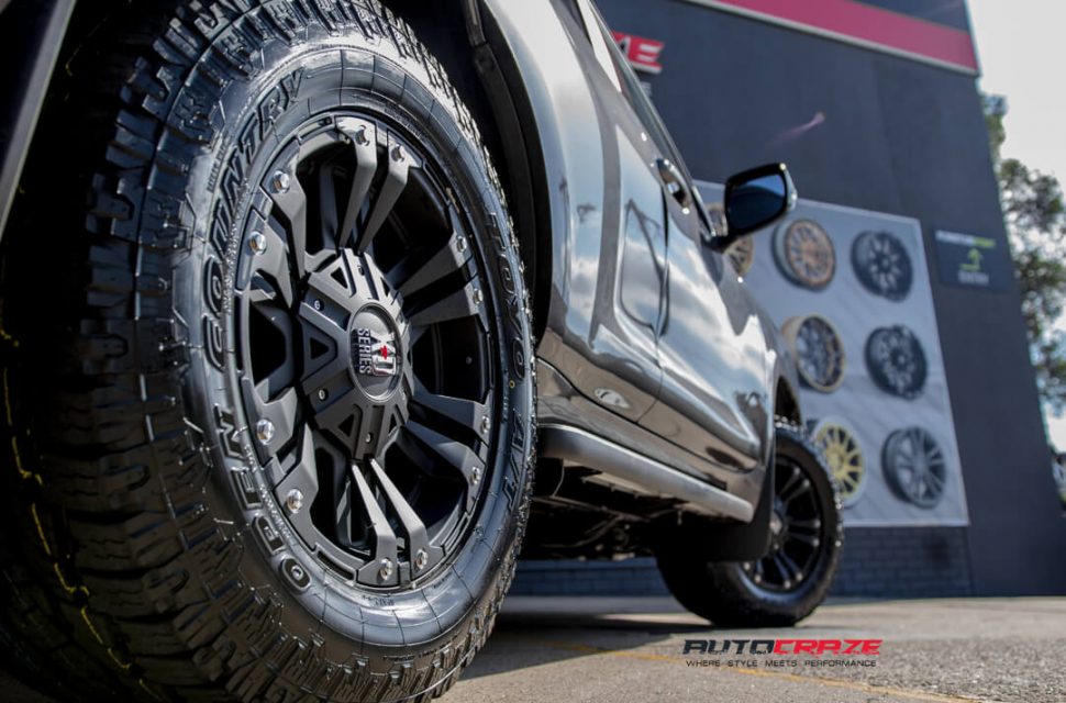 Toyota Prado KMC Monster 2 Toyo Open Country Rear Fitment Close