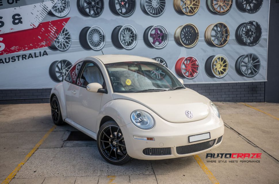 Volkswagen Beetle King Halo Wheels Kumho Tyres Front Close Shot Gallery February 2018