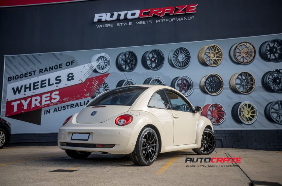 Volkswagen Beetle King Halo Wheels Kumho Tyres Rear Close Up Shot Gallery February 2018