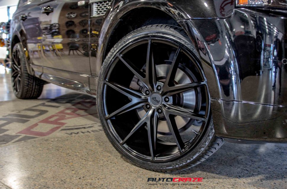 range rover sport with niche misano wheels and achilles tyres front wheel close up shot march 2018