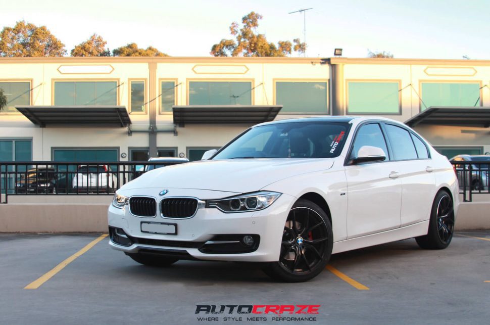 BMW 3 Series Rays 57 Motorsport wheels front shot