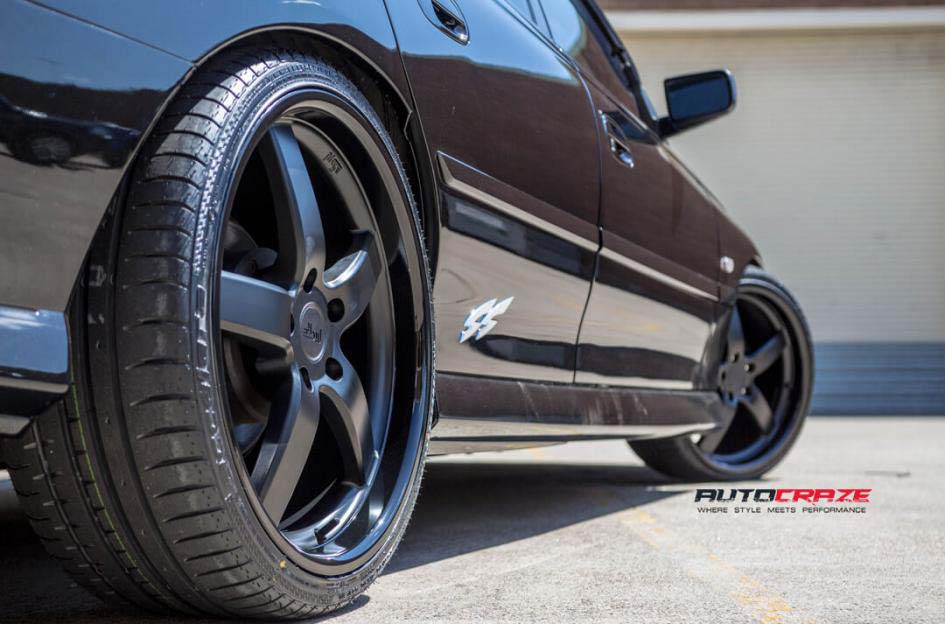 Holden Commodore with Niche wheels and Achilles tyre rear wheel close up shot february 2018