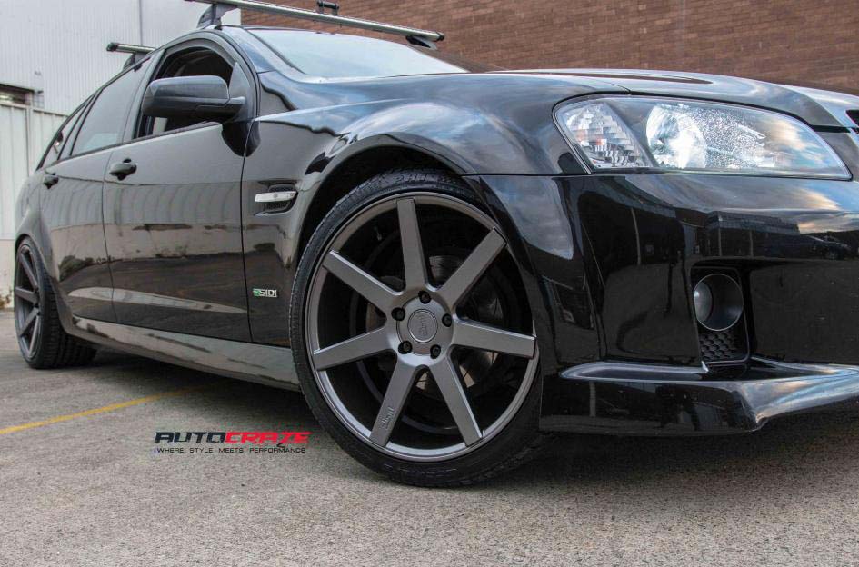 Holden Commodore with Niche wheels and MIchellin tyre front wheel close up shot february 2018