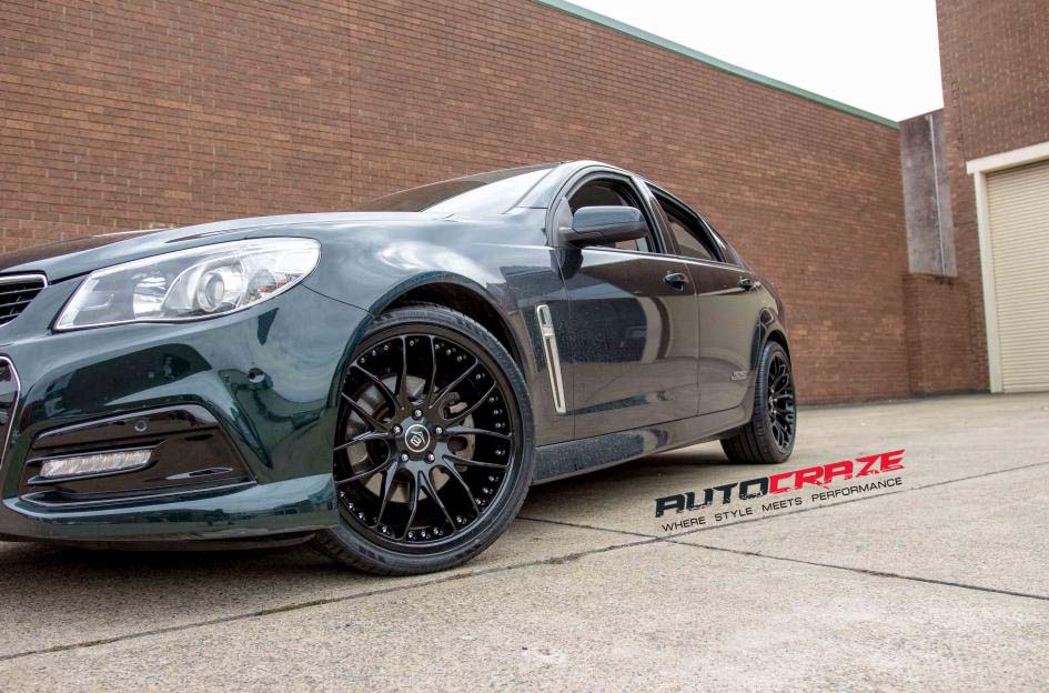 Holden Commodore with V8 Concept wheel and Pirelli tyre front wheel close up shot february 2018