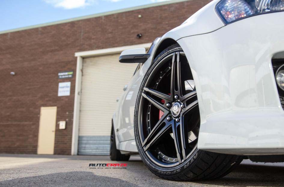 Holden Commodore with V8 Dictator wheel and Achilles tyre front wheel close up shot february 2018