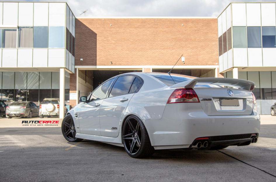 Holden Commodore with V8 Dictator wheel and Achilles tyre rear wide angle shot february 2018