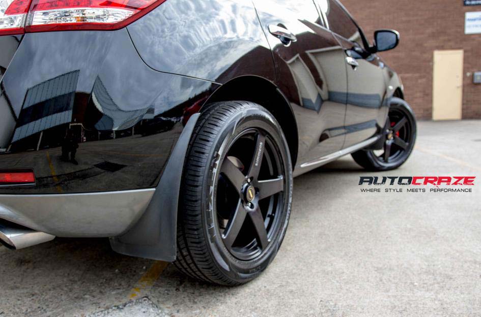 Nissan Murano with Simmons FRC wheels and Nexen tyres rear wheel close up shot february 2018