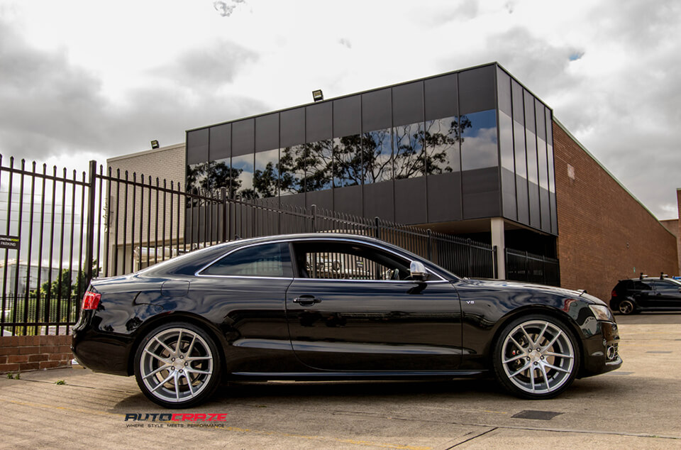 BLACK Audi S5 Niche Targa SILVER WHEELS SIDE SHOT