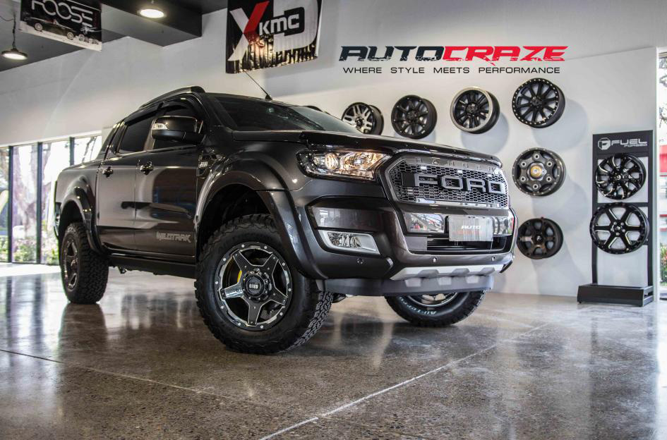 Rampage Ford Ranger Grid GD04 Graphite Milled Accents 4x4 kola BF Goodrich K02 pneumatiky přední záběr