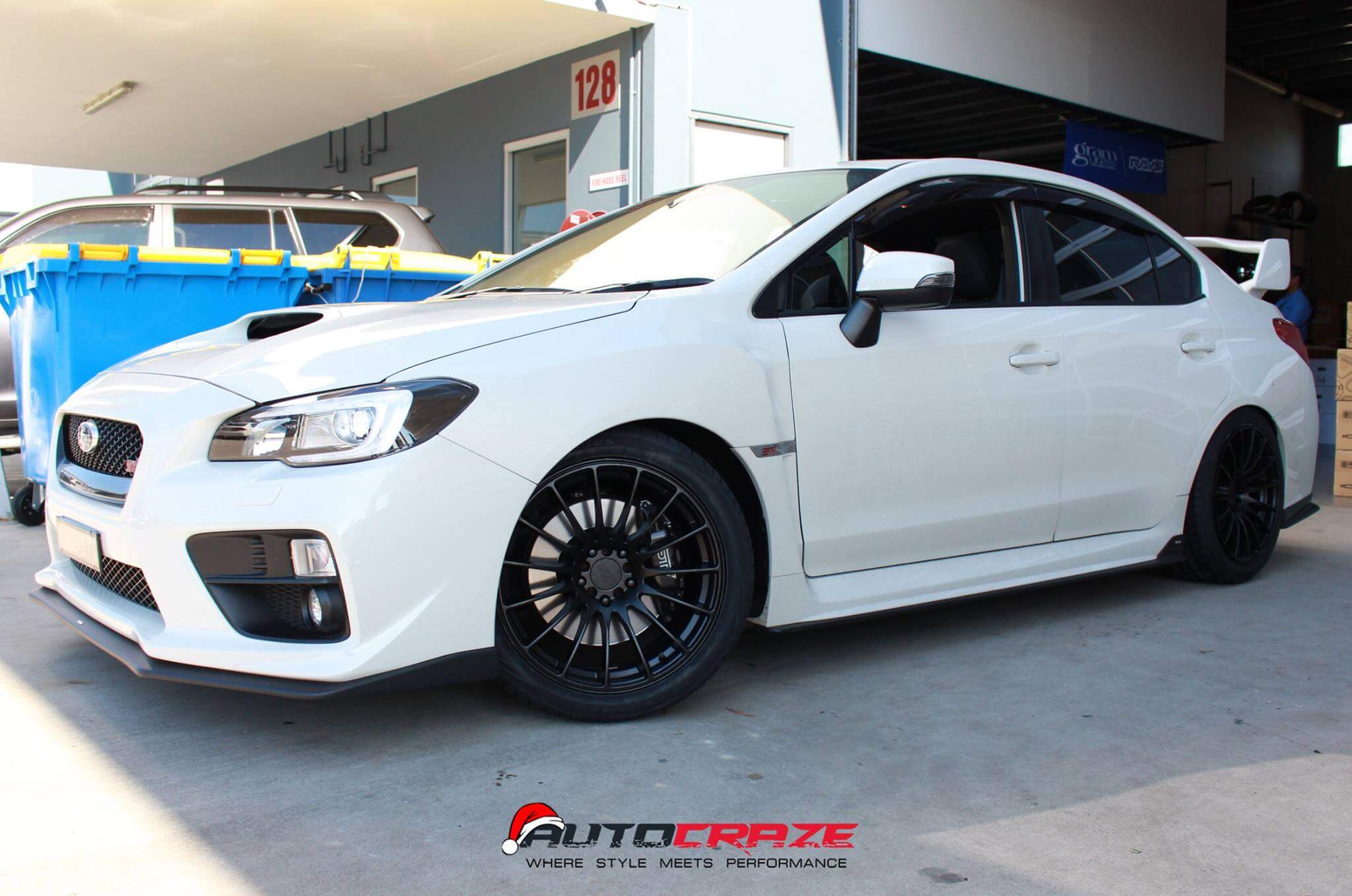 street_wheels_and_tyres_autocraze_2017