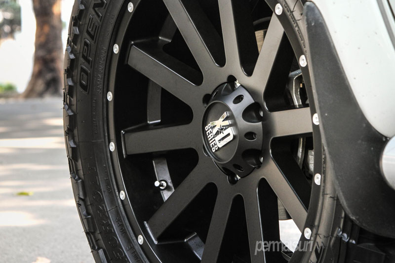 kmc_heist_wheels_xd818_autocraze