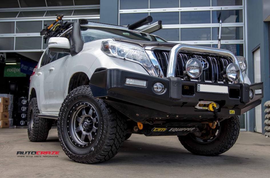 Rims_for_toyota_4wd_autocraze_2017