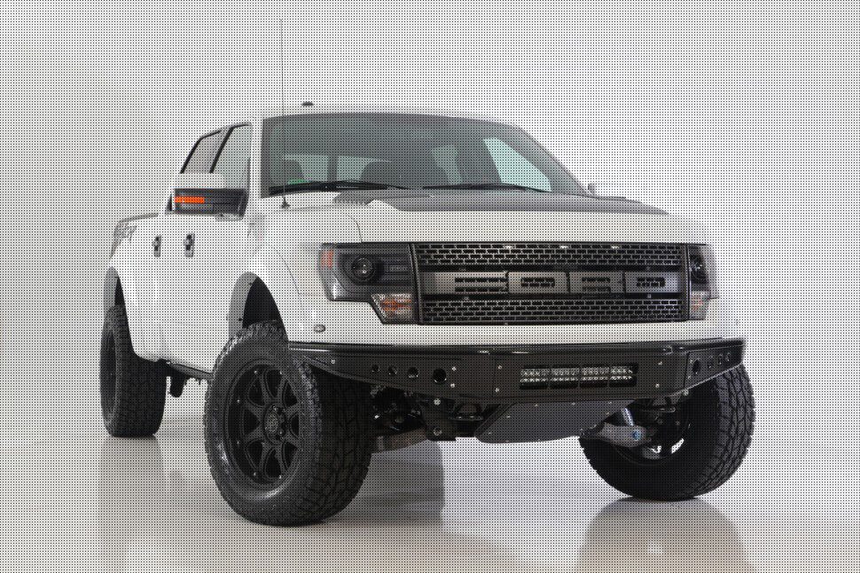 White_4WD_Black_Rims_AutoCraze_2017