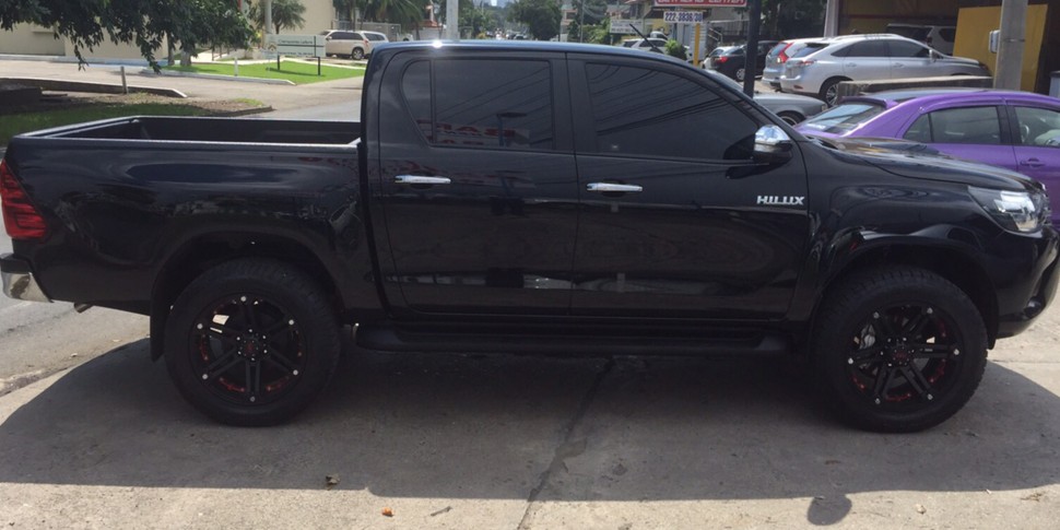 Rims_for_toyota_4wd_autocraze_2017